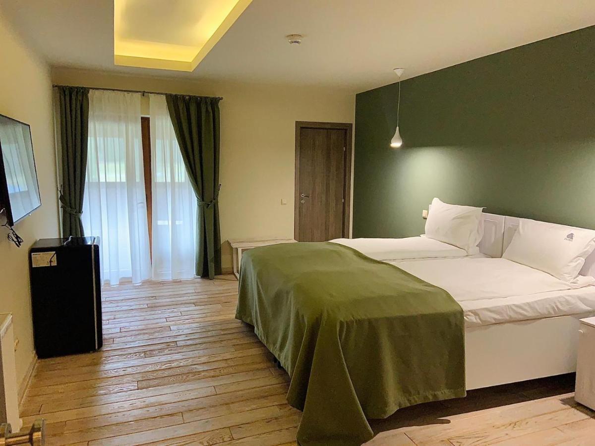 Casa Iustin Hotel โมโรนี ภายนอก รูปภาพ